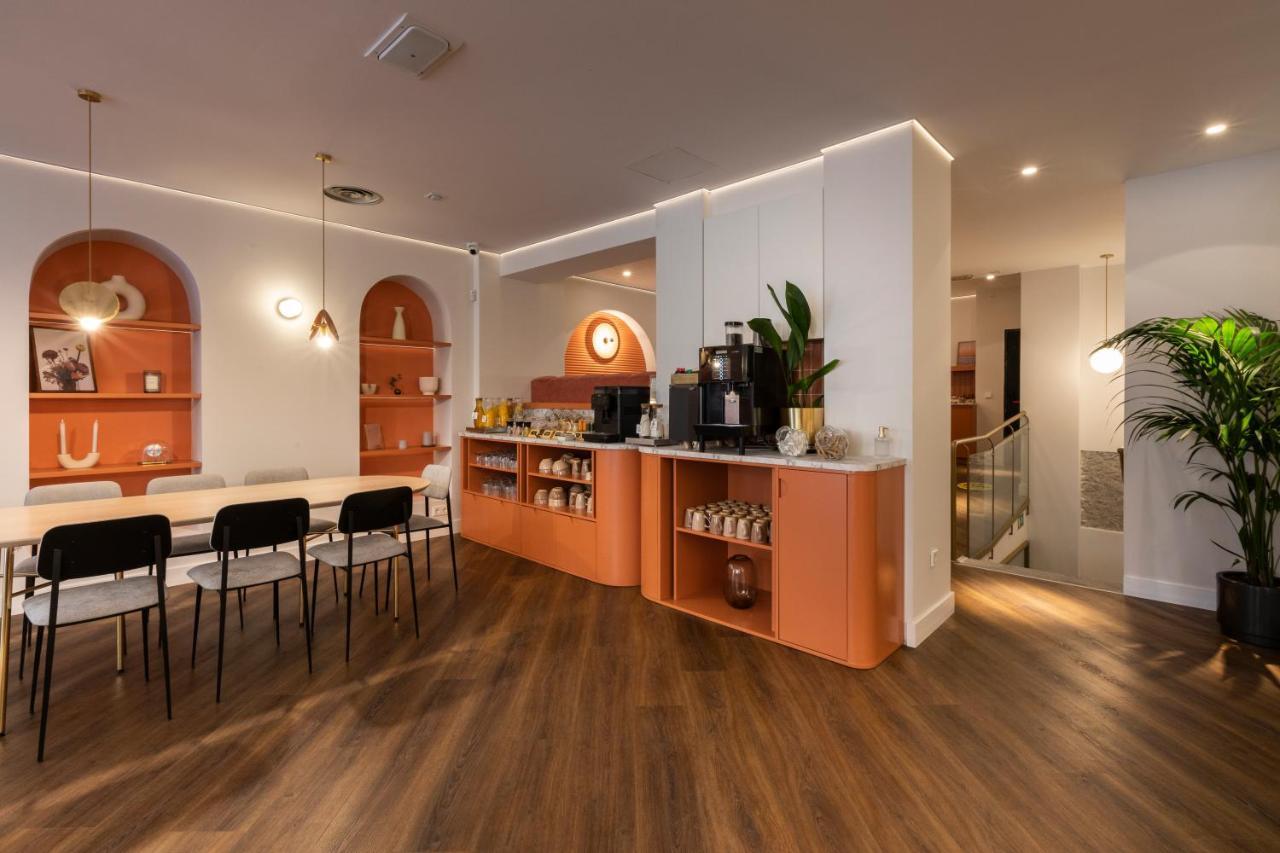 Petit Palace Puerta Del Sol Madrid Extérieur photo