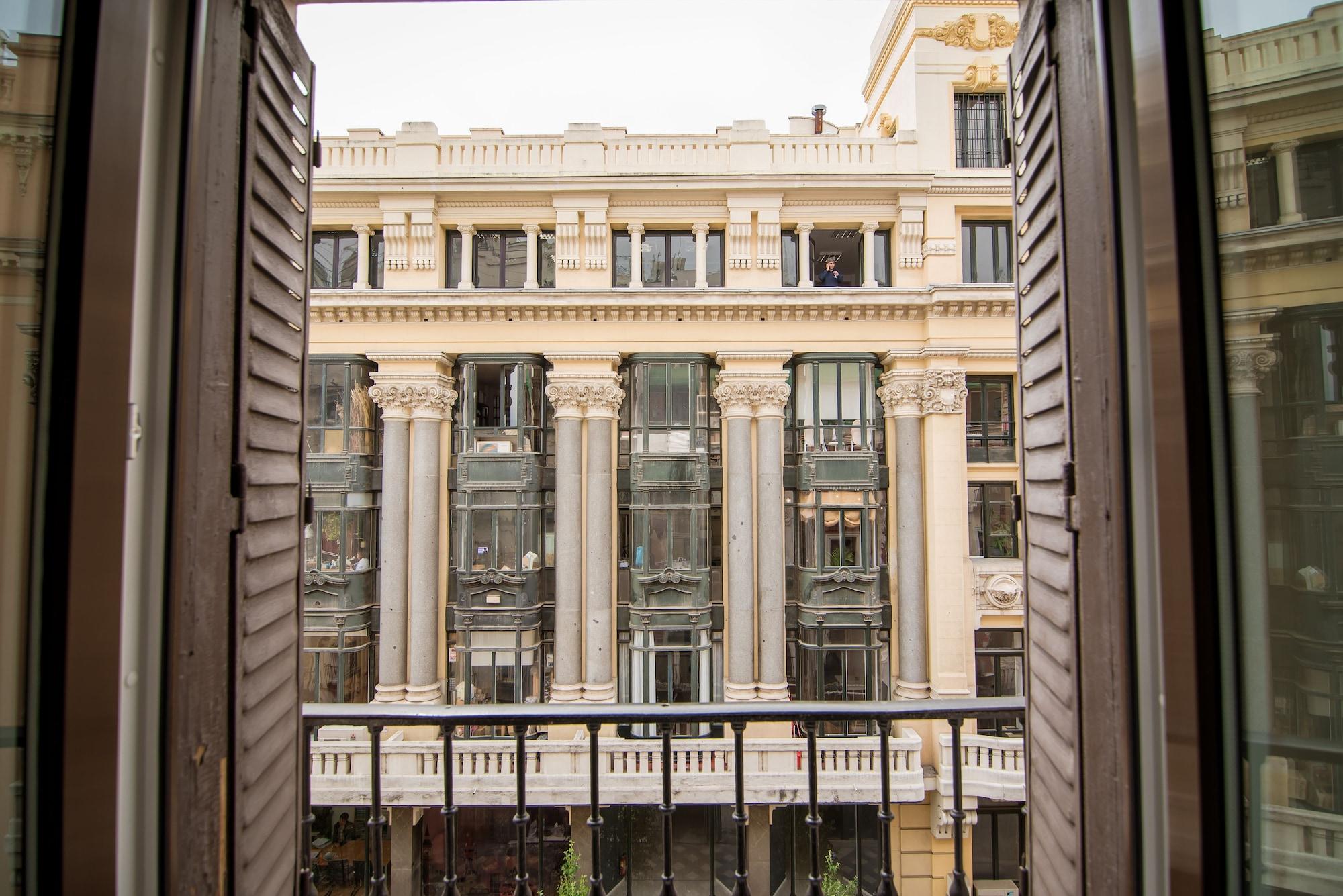 Petit Palace Puerta Del Sol Madrid Extérieur photo