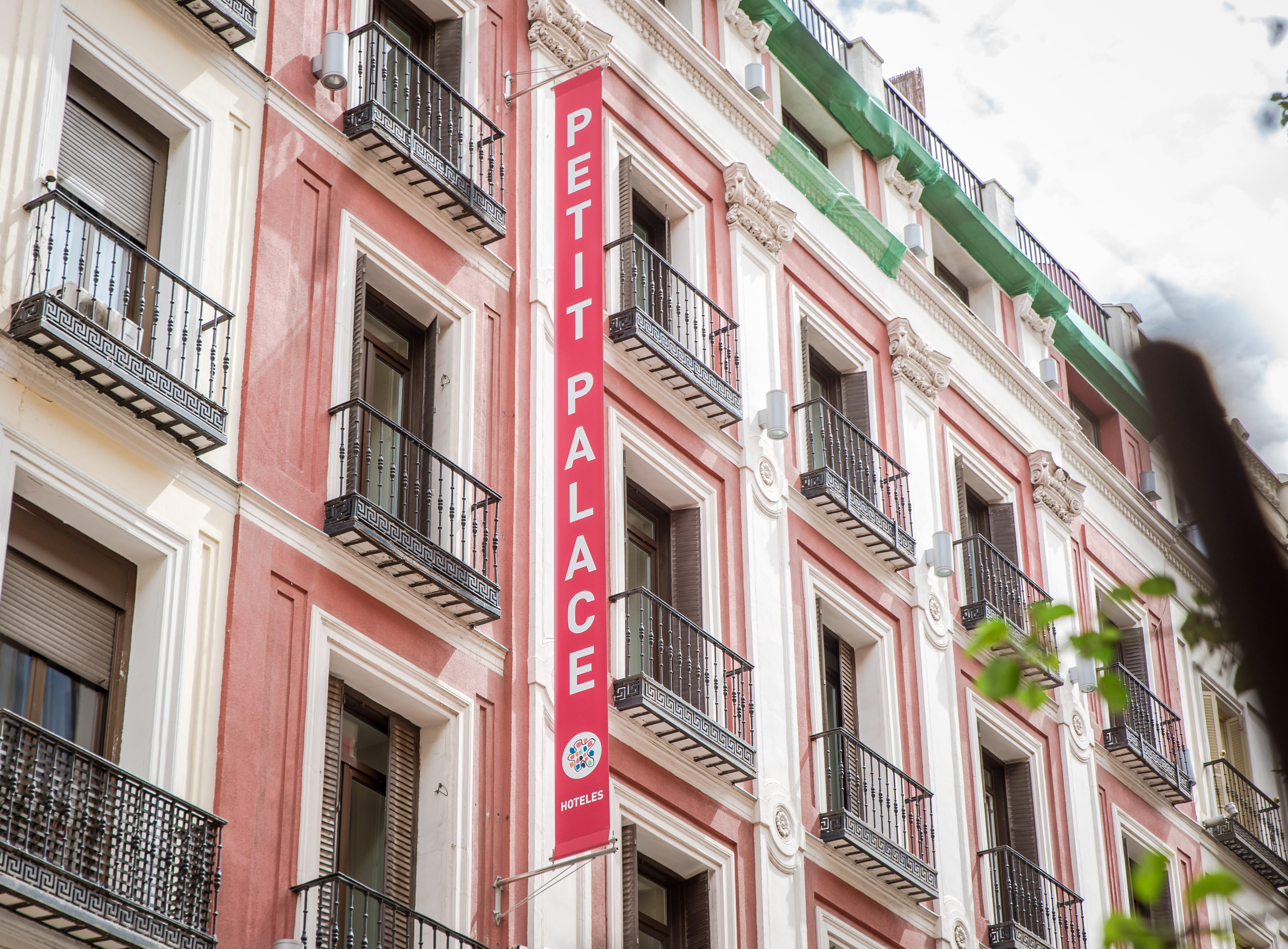 Petit Palace Puerta Del Sol Madrid Extérieur photo