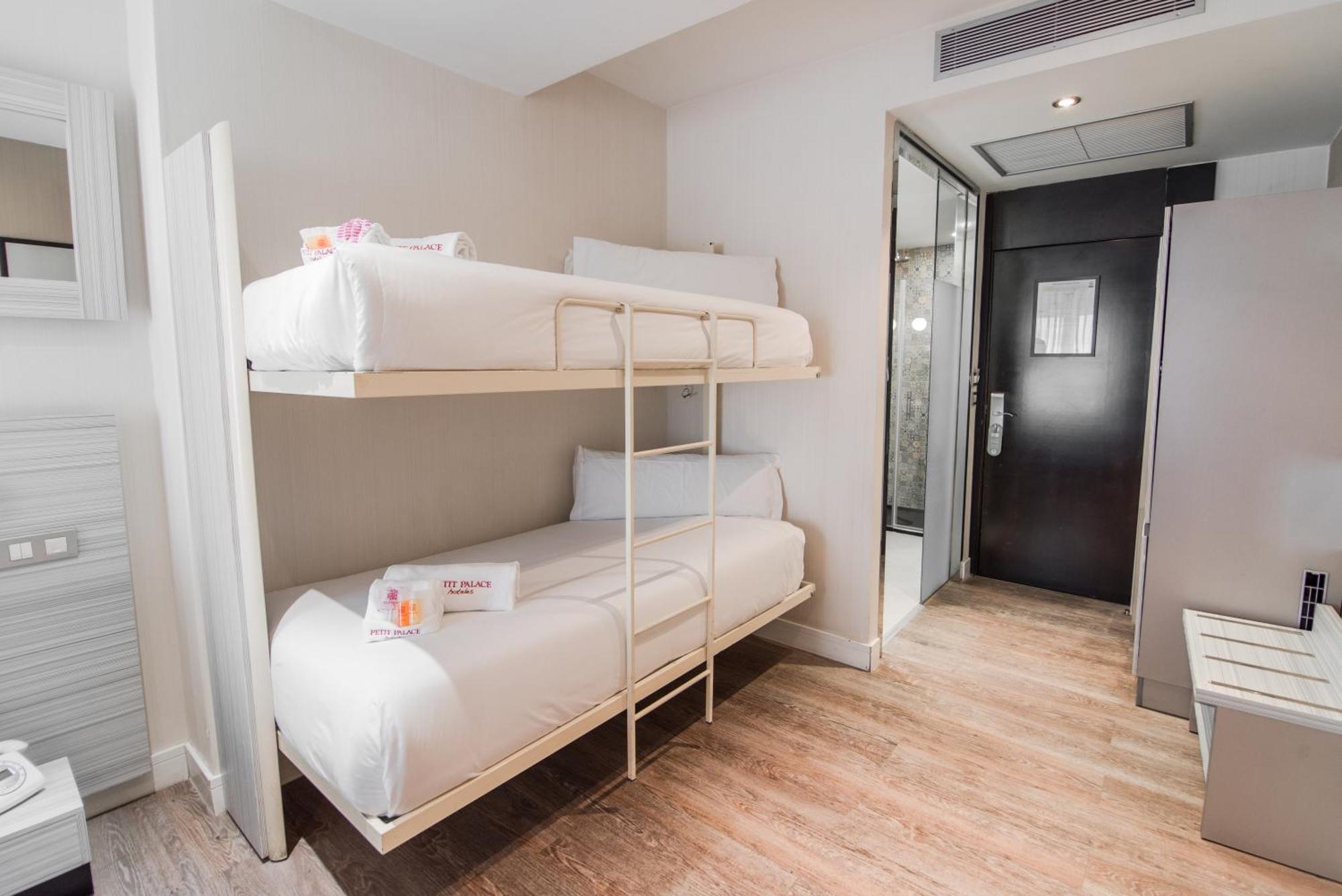 Petit Palace Puerta Del Sol Madrid Extérieur photo