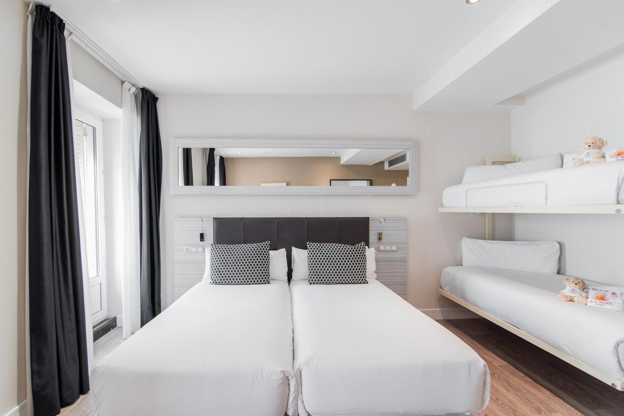 Petit Palace Puerta Del Sol Madrid Extérieur photo
